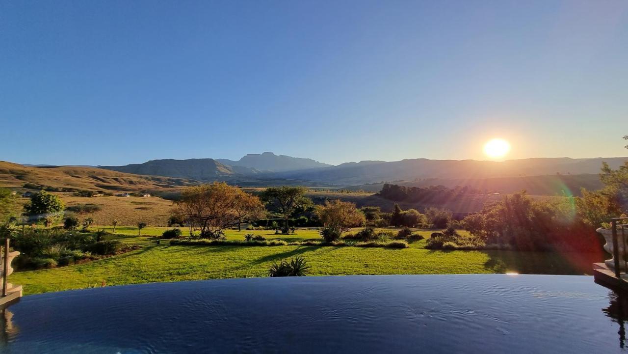 Inkungu Lodge Champagne Valley Kültér fotó