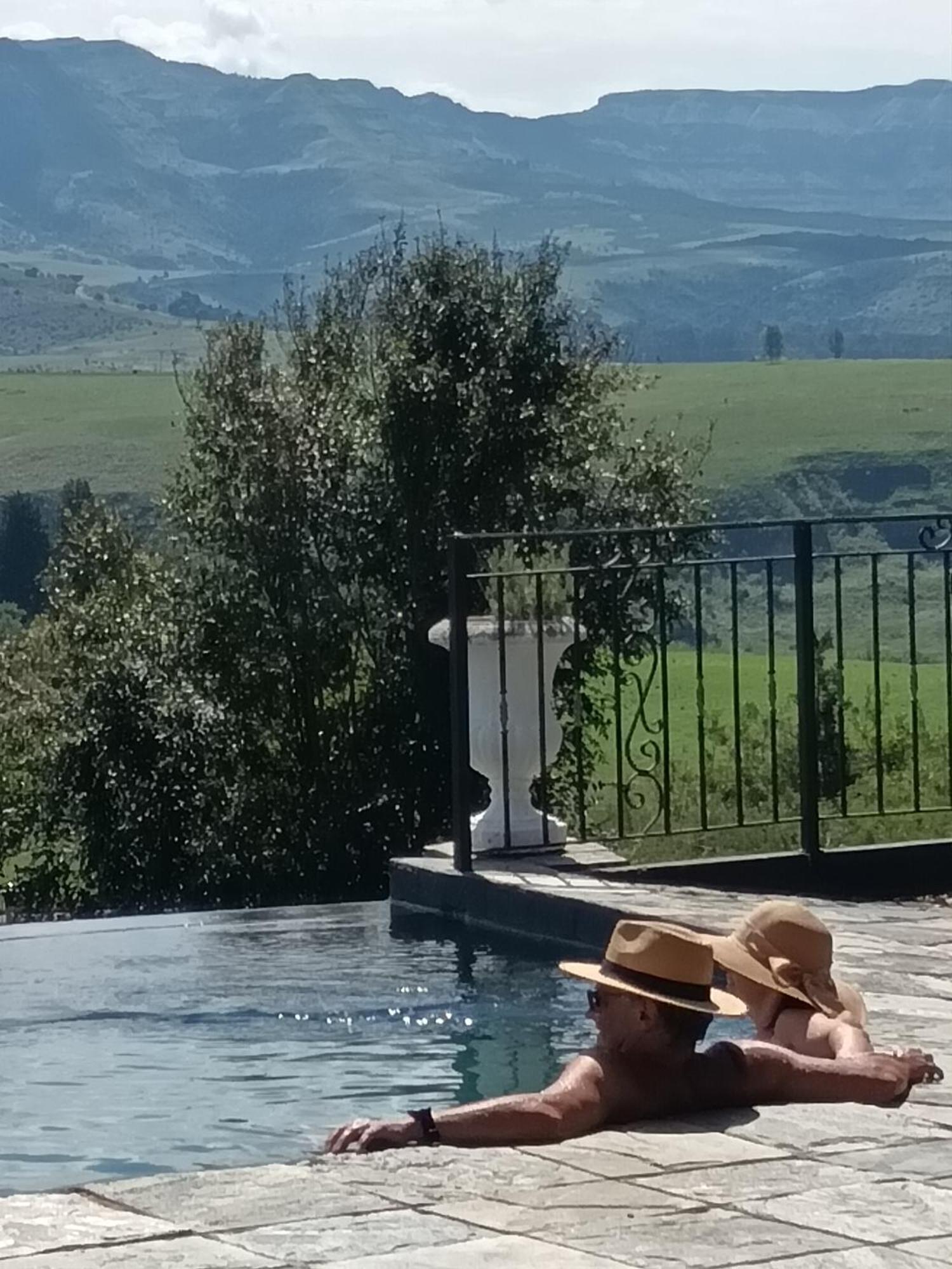Inkungu Lodge Champagne Valley Kültér fotó